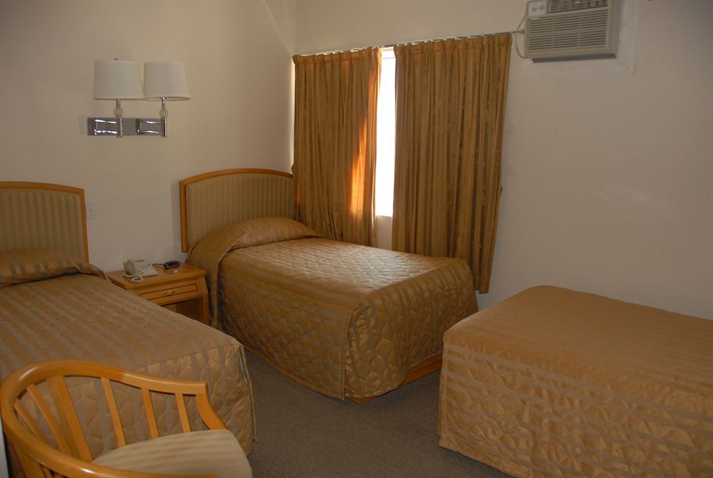 Hotel Deoro Lillooet Exterior photo